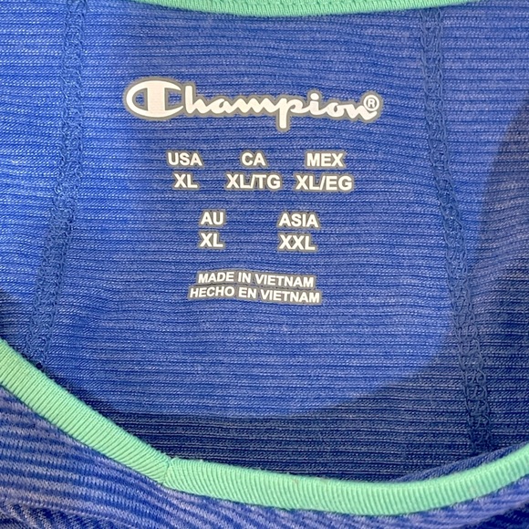 Champion long sleeve like new condition work out top size XL - Picture 3 of 4